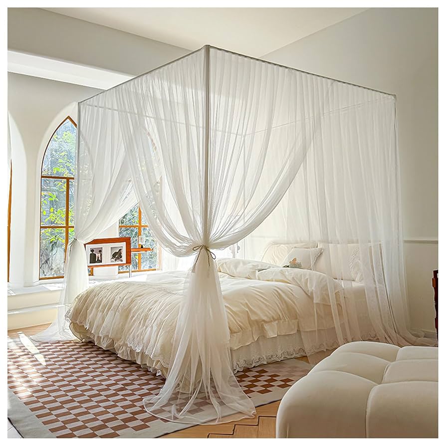 Amazon｜3つのドア開口部の天蓋ベッドカーテン、家庭用床から